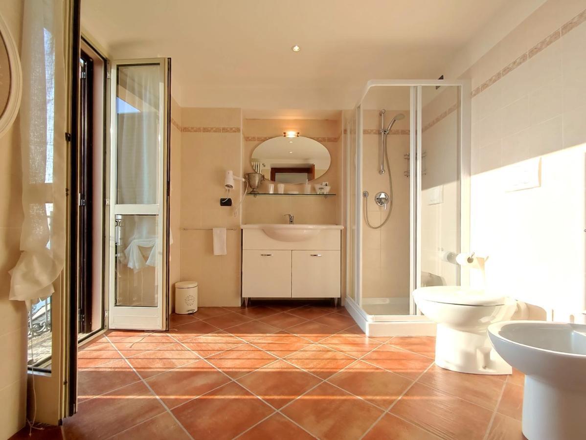 B&B Villa Regina Brunate Exteriér fotografie