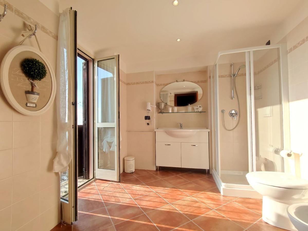 B&B Villa Regina Brunate Exteriér fotografie